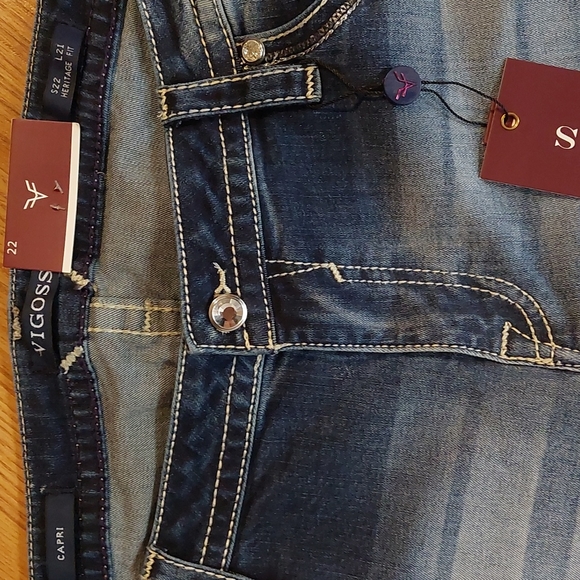 Vigoss, capri,jeans, size 22/L21, sretch - Picture 4 of 11